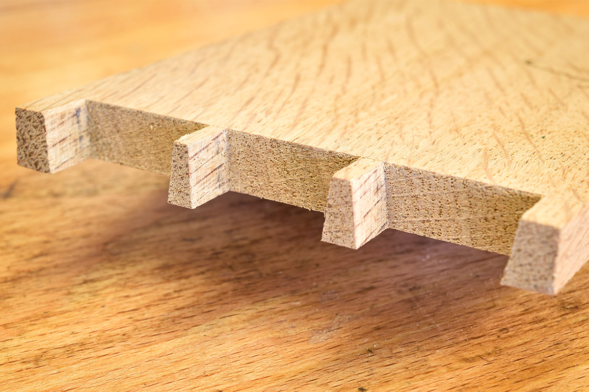 Dovetails_Cutting_Pins_Featured_Image