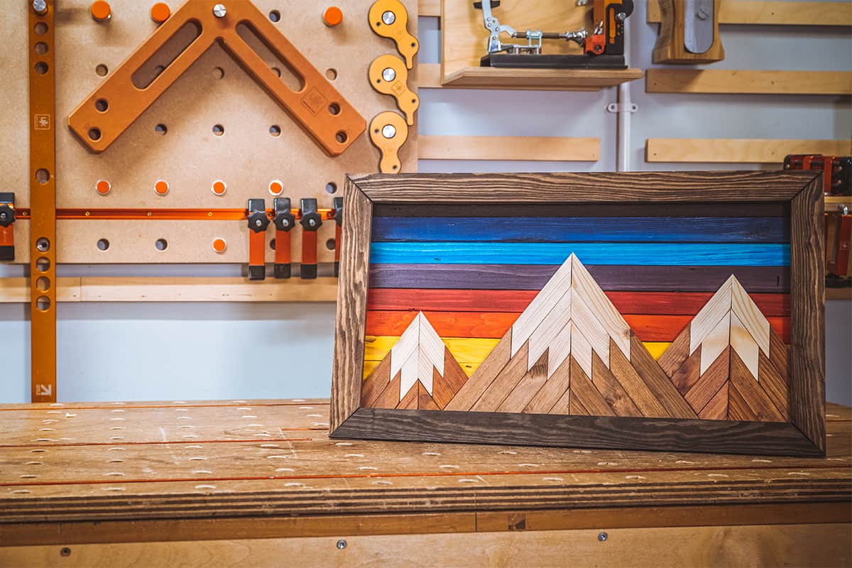 Framed pallet wood mountain scene