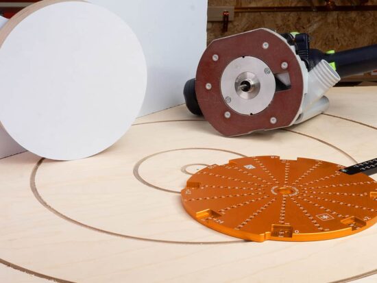 Circle Cutting Jig | How to Cut Perfect Circles With A Router